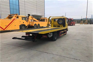 杞县非事故拖车