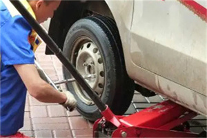 杞县附近拖车24小时服务热线电话